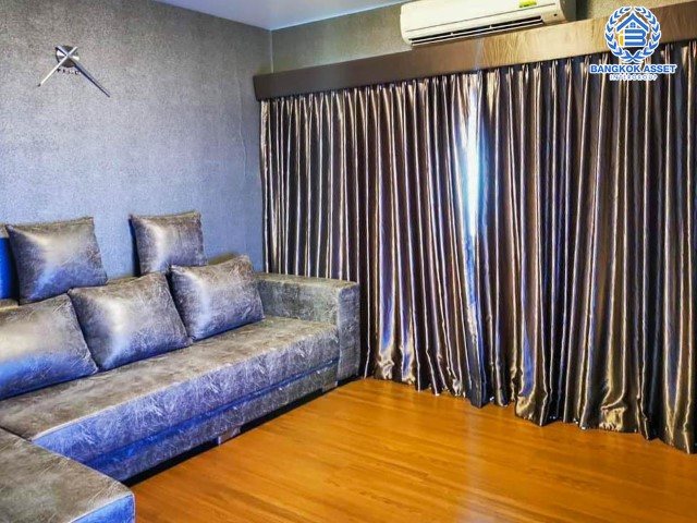 ทาวน์เฮ้าส์มือสอง นนทบุรี ม.ทาวน์อเวนิวเมิร์จ รัตนาธิเบศร์ เนื้อที่กว้าง 20 ตร.ว. ฟังก์ชัน 3 ห้องนอน 3 ห้องน้ำ ที่จอดรถ 2 คัน บ้านคุณภาพจาก Sansiri สภาพสวย ภายในตกแต่งโมเดิร์น ตั้งอยู่บนทำเลแห่งการเดินทาง ใกล้รถไฟฟ้าสายสีม่วง "สถานีสามแยกบางใหญ่" และทางด่วน "ศรีรัช" จองเลย!